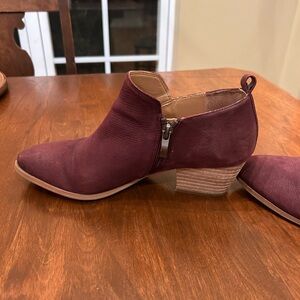 Franco Sarto Ankle Boots Burgundy Leather size 7